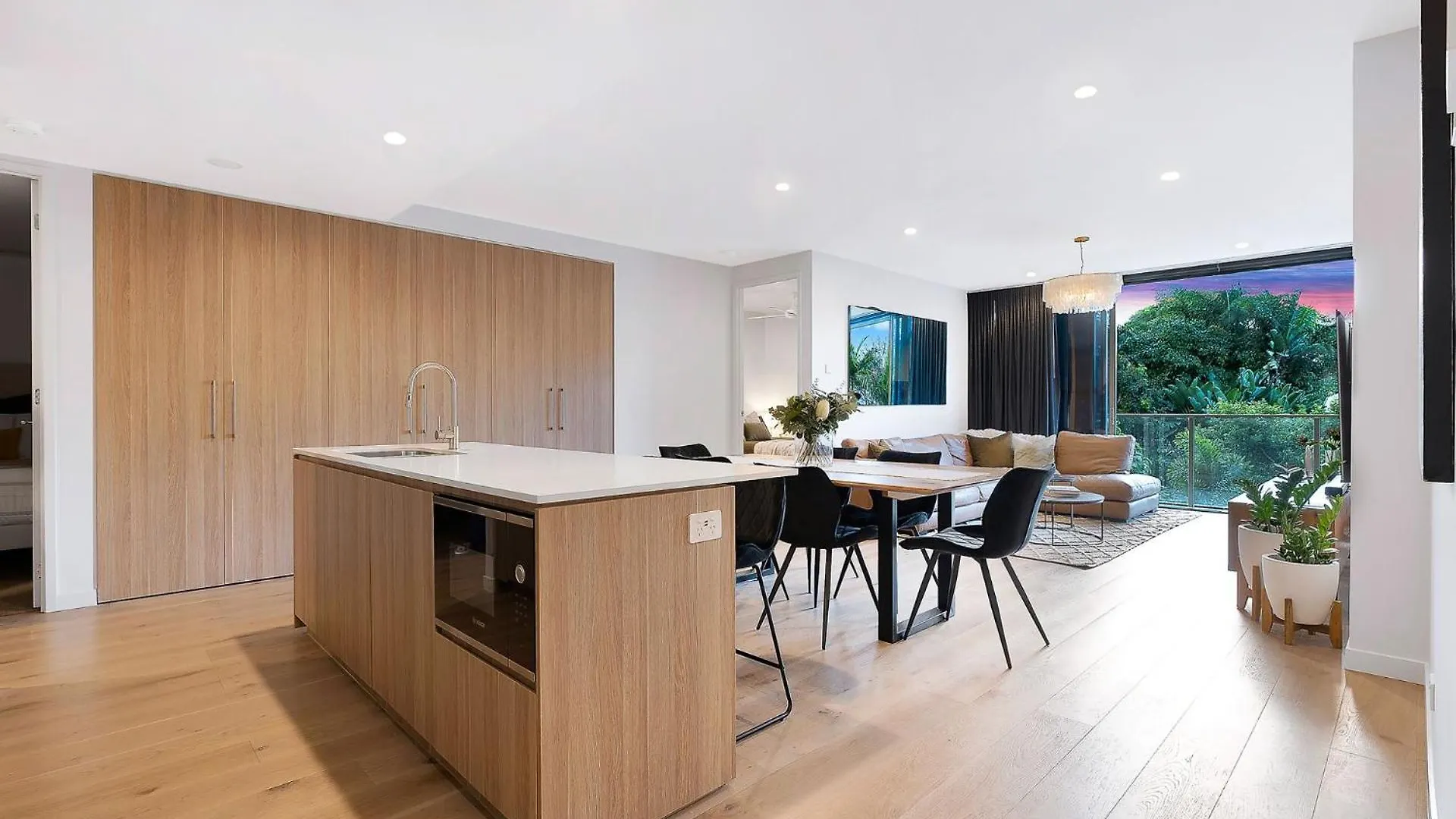 The Sinclair - A Luxurious Apartment With Rooftop Pool Brisbane