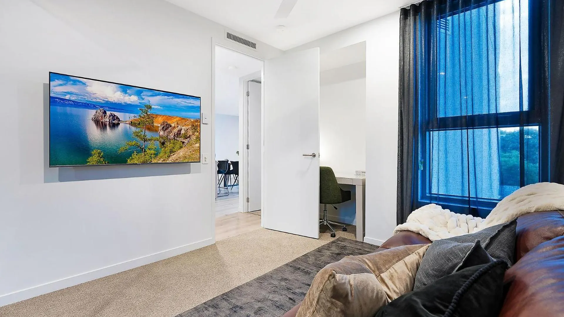 The Sinclair - A Luxurious Apartment With Rooftop Pool Brisbane